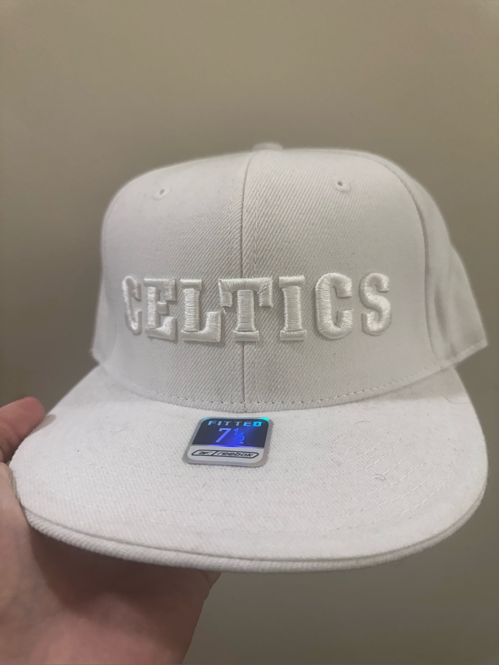 Boston Celtics logo vintage hat 7 1/2 basketball hat Kevin Garnett Paul pierce